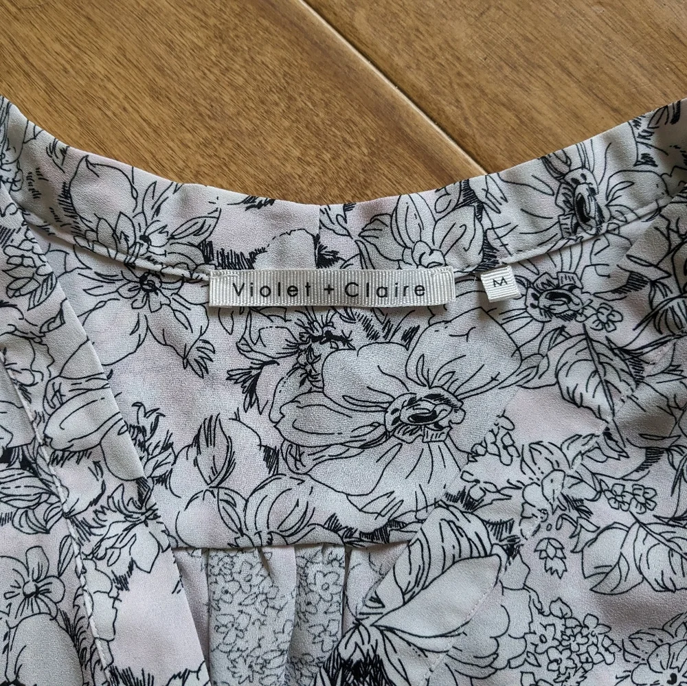 Violet + Claire blouse - Picture 3 of 3